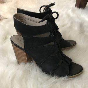 Hinge Nordstrom Black Heels